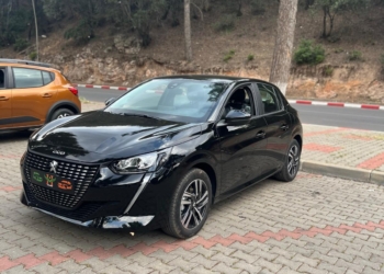 Peugeot 208 – Black édition